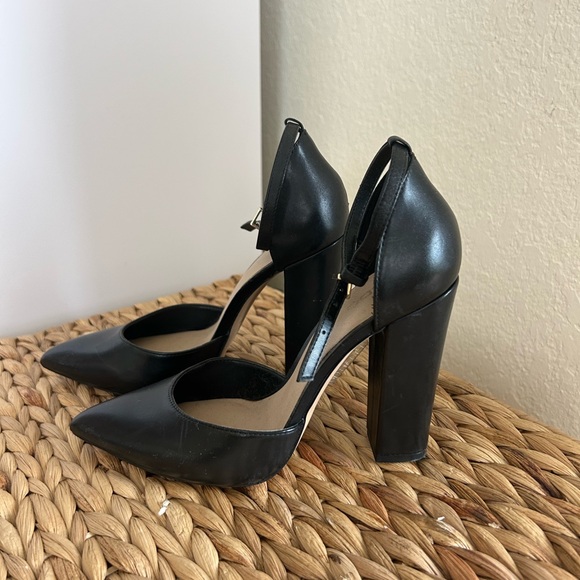 Aldo Black Chunky Heel Pumps - Picture 1 of 6